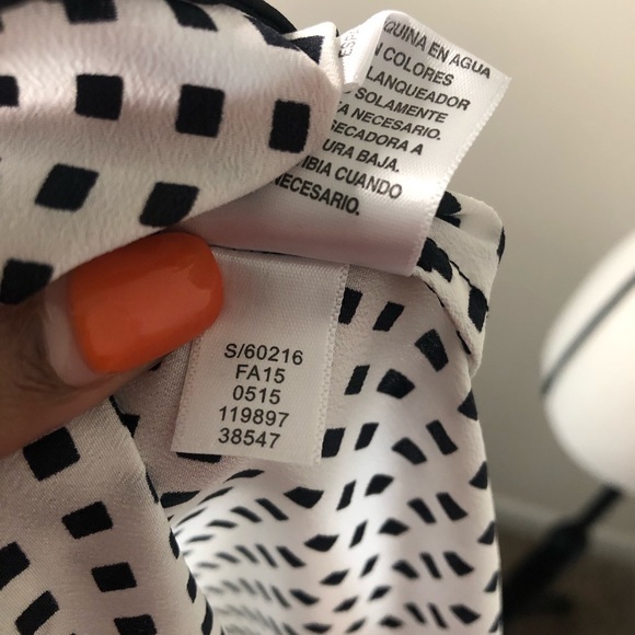 Bar III Square Print Sleeveless Blouse - Picture 10 of 10